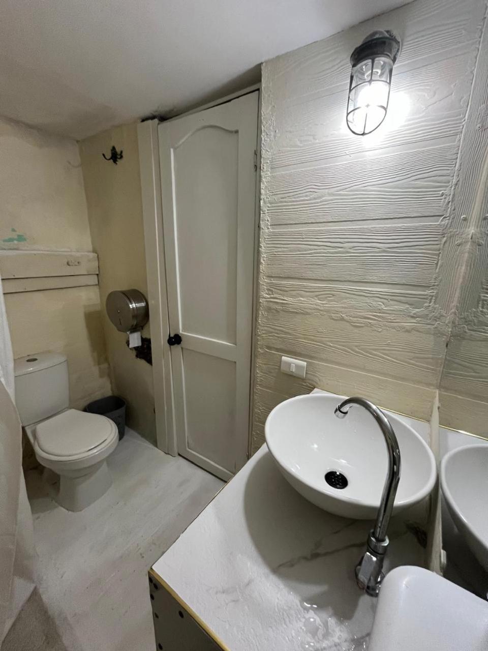 Hostel La Antigua Capsula Cartagena Luaran gambar