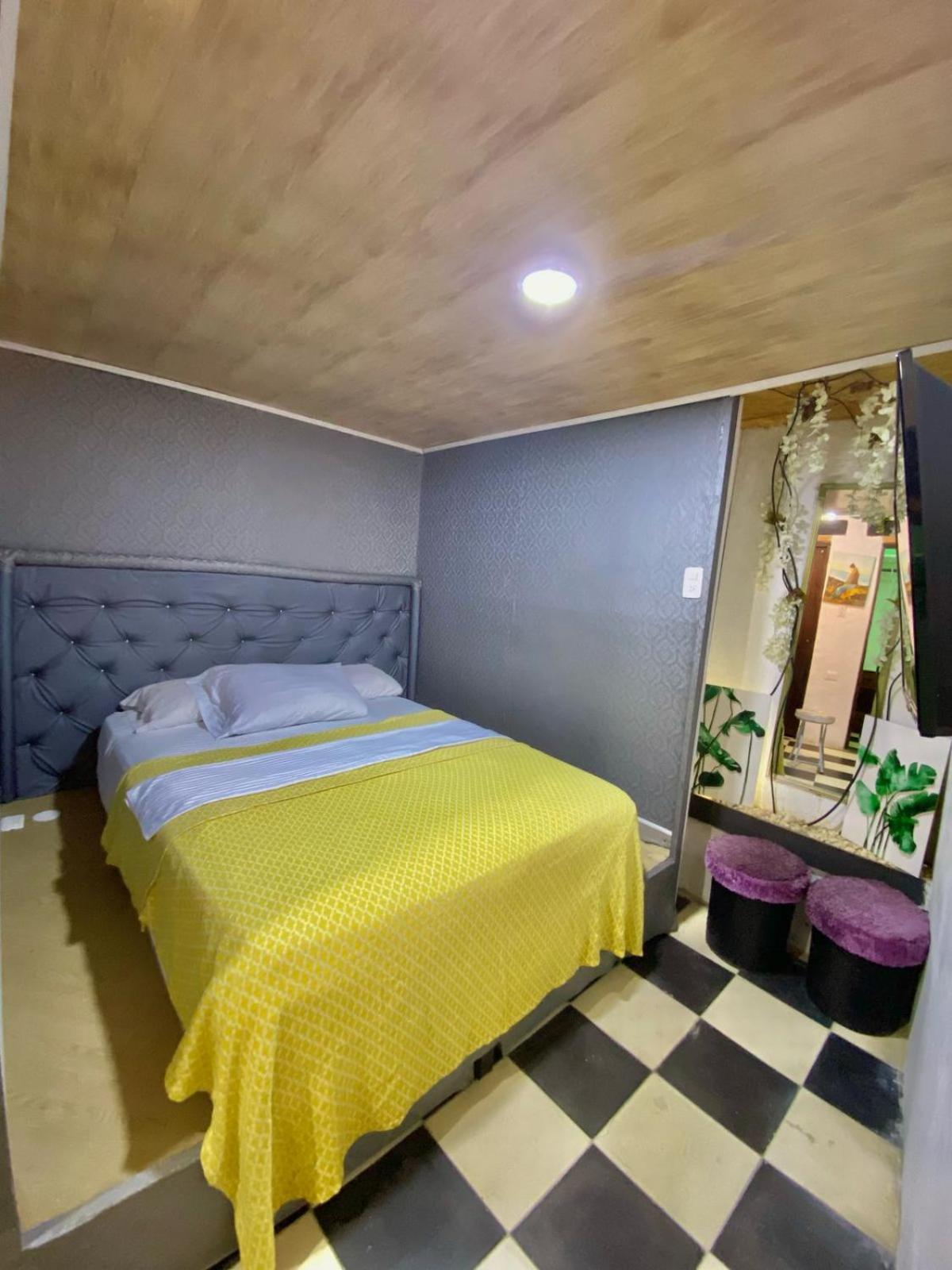Hostel La Antigua Capsula Cartagena Luaran gambar